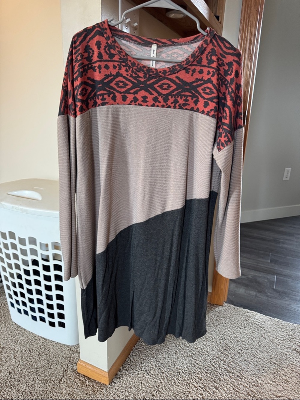Women’s Long Sleeve Colorblock Tunic Dress